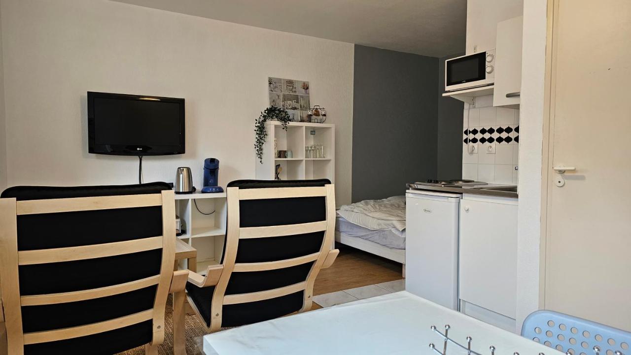 Studio Calme Proche Centre Ρενς Εξωτερικό φωτογραφία